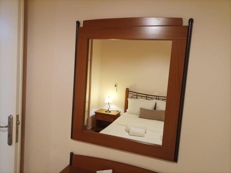 Lourantos Bayside Apartments วาธี ภายนอก รูปภาพ